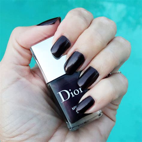 dior nail polish winter 2018|Dior nail polish holiday 2018 Diorific collection.